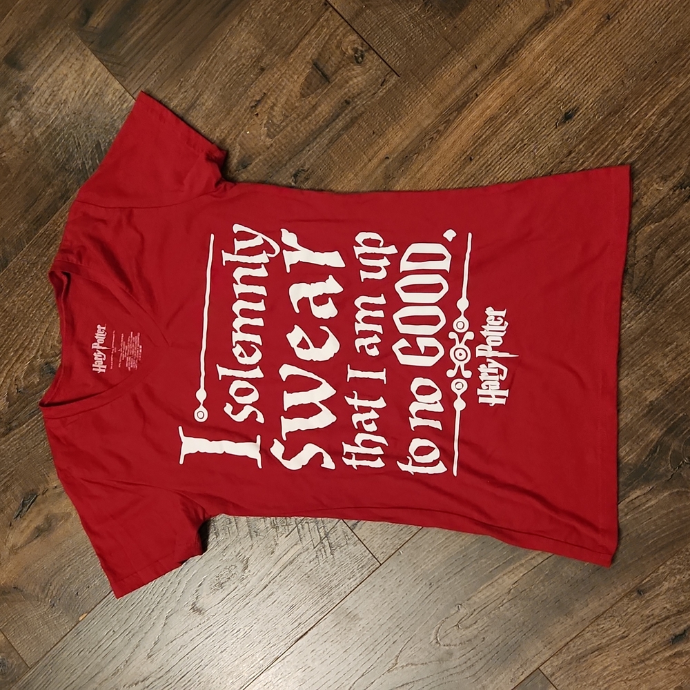 Warner Bros. Red Harry Potter "I Solemnly Swear" Short Sleeve Tee